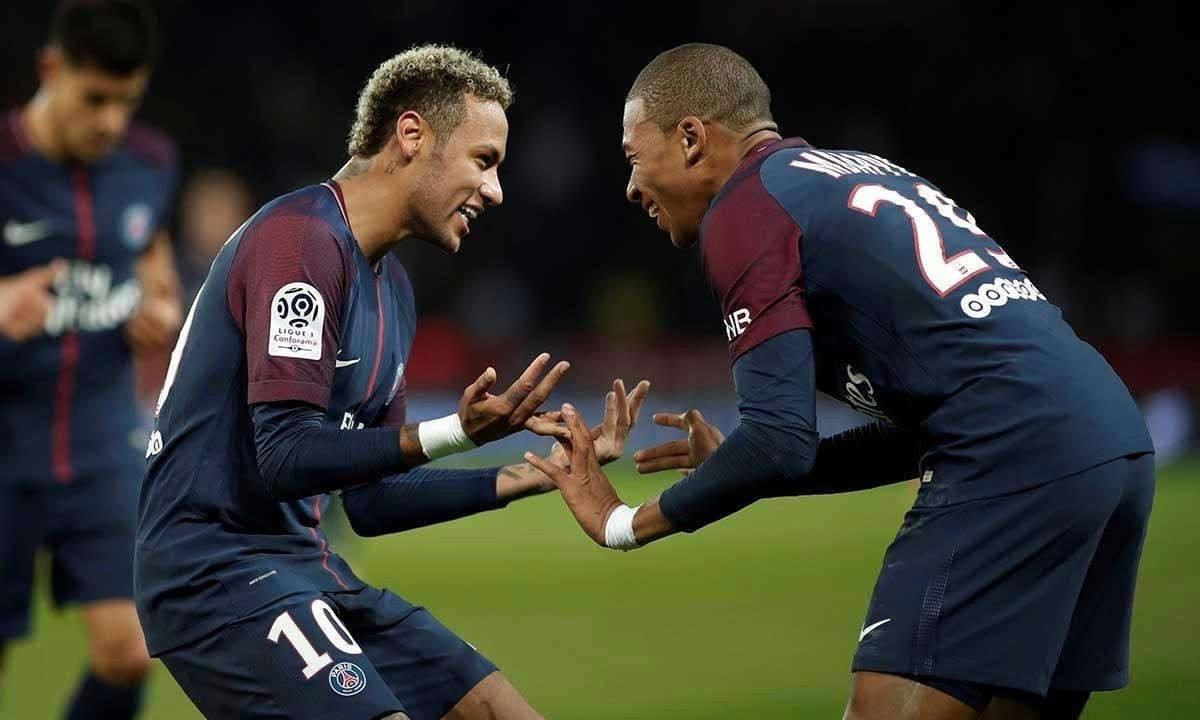 开云-NBA总决赛倒计时，瓦伦西亚转会期更衣室发声，细节引发关注，赛场秩序良好，年轻球员得到机会的简单介绍